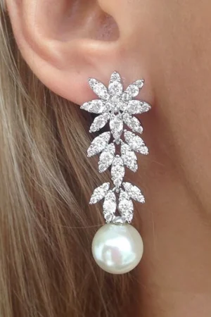 Huitan Flower with Imitation Pearl Long Dangle Earrings for Women Aesthetic Engagement Wedding Accessories Luxury Trendy Jewelry